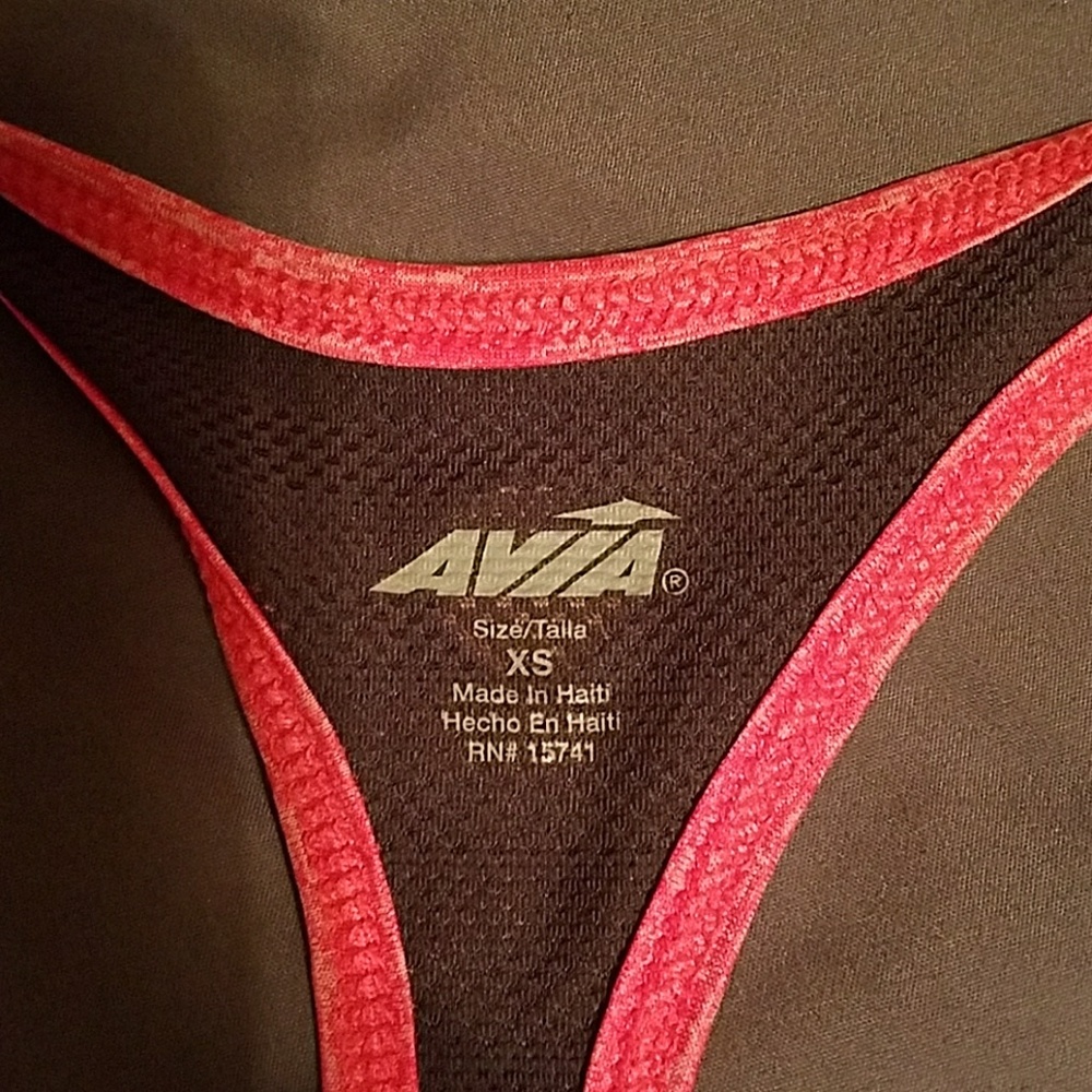 Workout tank - Picture 3 of 3